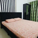 Bamboo Stays Posh 2Bhk With Sky Garden