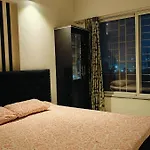 Bamboo Stays Posh 2Bhk With Sky Garden